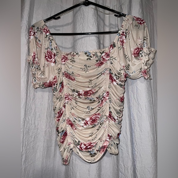 Blouse - Picture 2 of 3